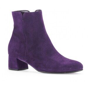 NWT GABOR  Samtchevreau Purple Suede Zip-up Ankle Boots - Size 6.5